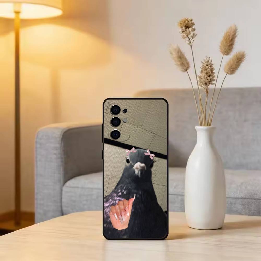 Funny silly pigeon Phone Case Black Silicone Soft For Samsung S25,S24,S21,S22,S23,S30,Ultra,S20,Plus,Fe,Lite