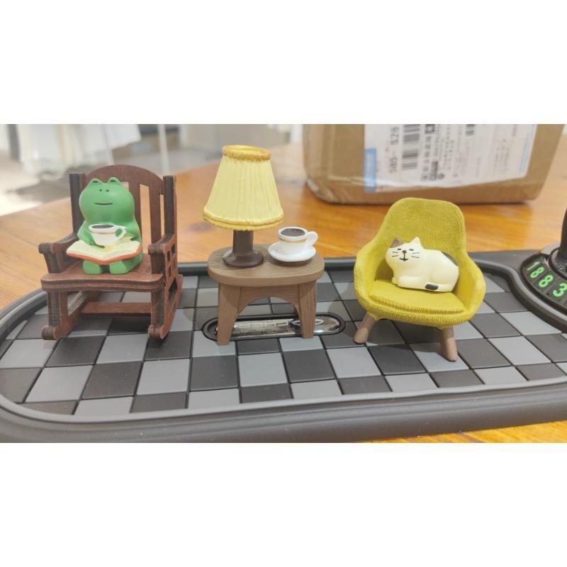 Frog Rocking Chair Cute Handmade Ornament Home Desktop Cute Granule Car DIY Trendy Play Resin Small Pendulum Arts and Crafts