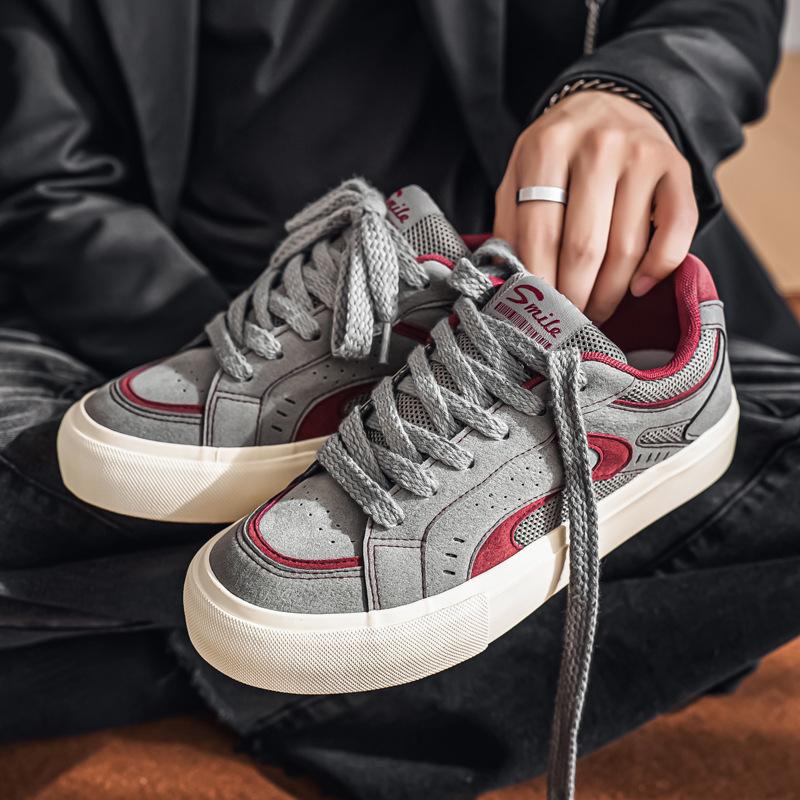 New mesh breathable men's shoes low-top bread shoes sports shoes casual board shoes