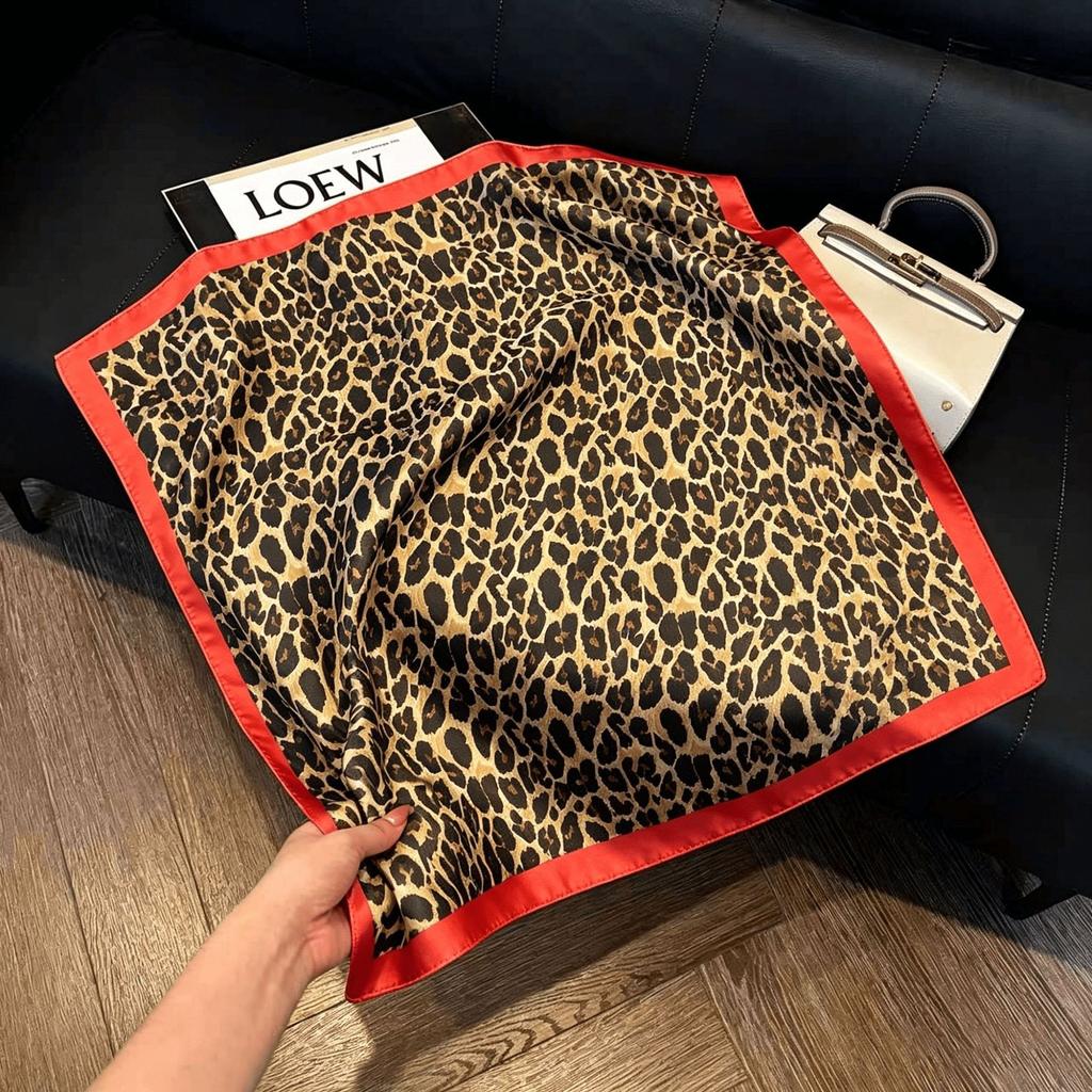 Silk scarf small square scarf feeling headband tied hair spring summer autumn feeling trend versatile fashion tied bag scarf scarf