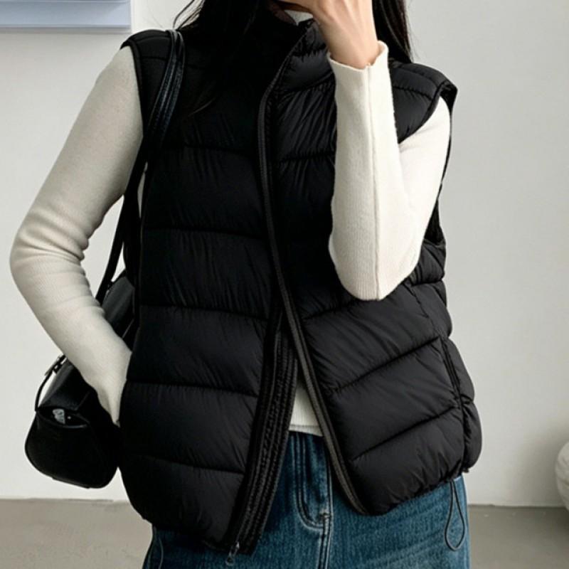 Womens Lightweight Puffer Vest Short Sleeveless Stand Collar Casual Outerwear 2026 Fall