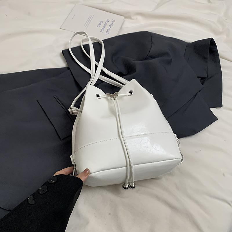 Высококачественная сумка-ведро, женская трендовая модная сумка, нишевый простой универсальный повседневный женский рюкзак