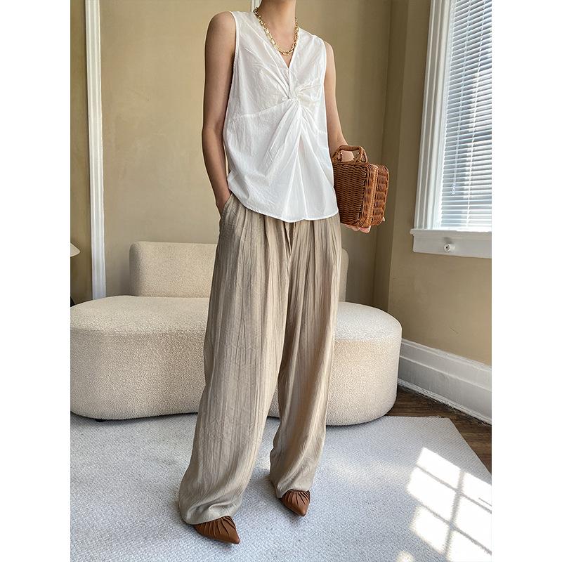 Sinan 3D Twisted French Pleated V-Neck Slim Sleeveless Vest SN3737