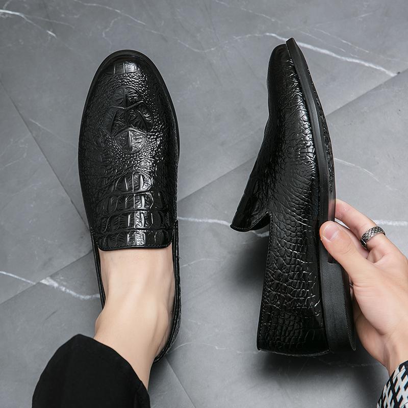 Fashion New Man Shoes Crocodile Print Leather Casual Driving Slip On Shoes Fashion Men Loafers Outdoor Moccasins Italian Shoes for Men