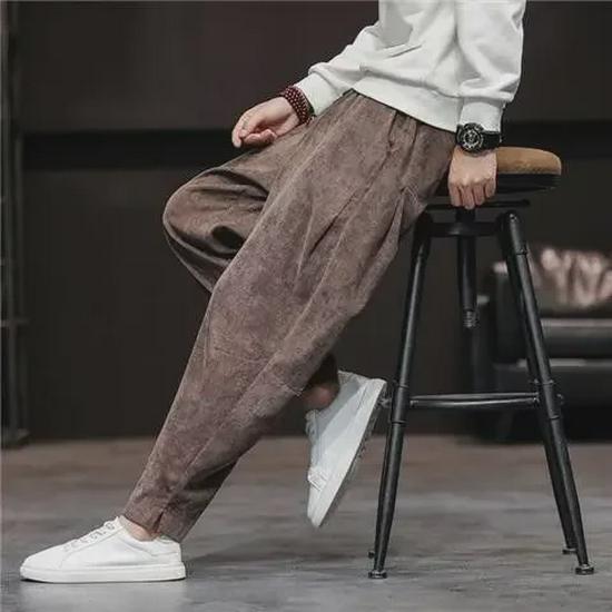 2024 Retro Corduroy Men's Wide-Leg Pants: Spring/Autumn, Loose Fit, Plus Size, All-Match Straight Style