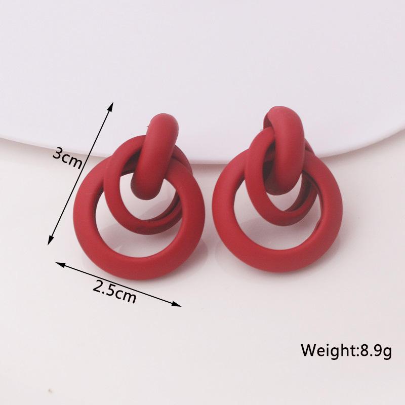 New Wine Red Geometric Hanging Earrings for Women Metal Pendants Dangle Earrings Red Exaggerated Drop Earrings aretes