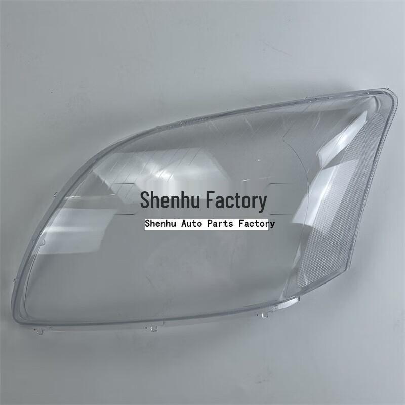 Накладка на фару Toyota Avensis 03-06: Прозрачный корпус передней фары
