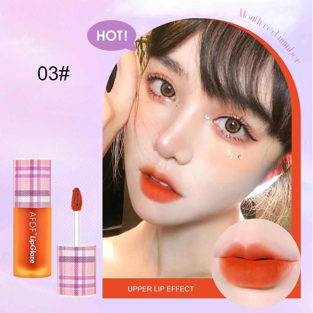 Light Mist Silky Lip Glaze Velvet Matte Non-stick Lip Glaze Matte Matte Whitening Lipstick Makeup