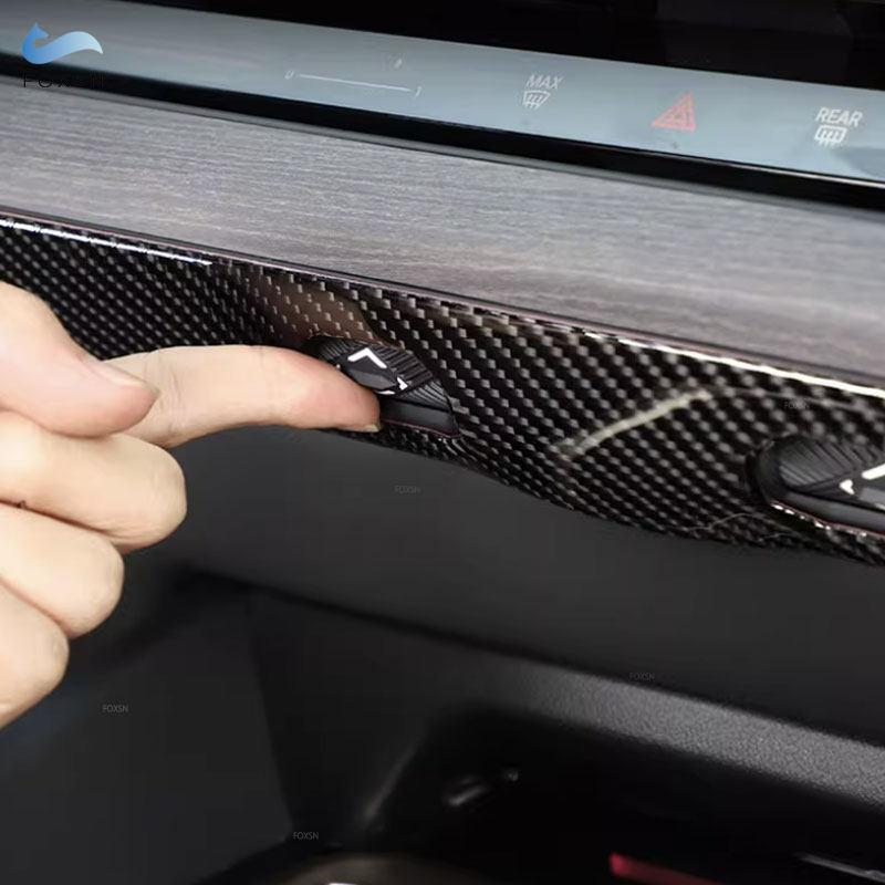 Для BMW 5 серии i5 G60 2024 2025 Углеродное волокно Автомобильный стайлинг Внутренняя центральная консоль Панель приборной панели Нижние полосы Наклейка Отделка