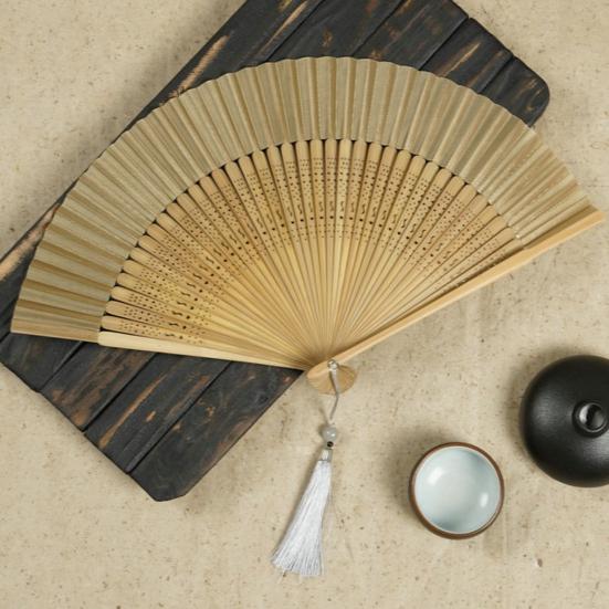 Folding Fan with Tassel Hollow Out Faux Silk Bamboo Stronge Hinge Chinese Vintage Style Photo Prop Party Decoration Supply Classical Dance Prop