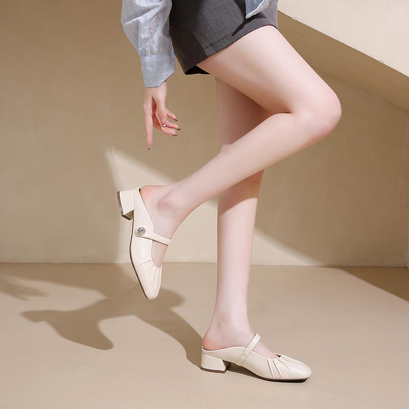 Мода 2025 Новая Женская Обувь Низкие Женские Тапочки Закрытый Носок Неглубокие Роскошные Шлепанцы ПУ для Женщин Новые Дизайнерские Плоские Модные Тапочки