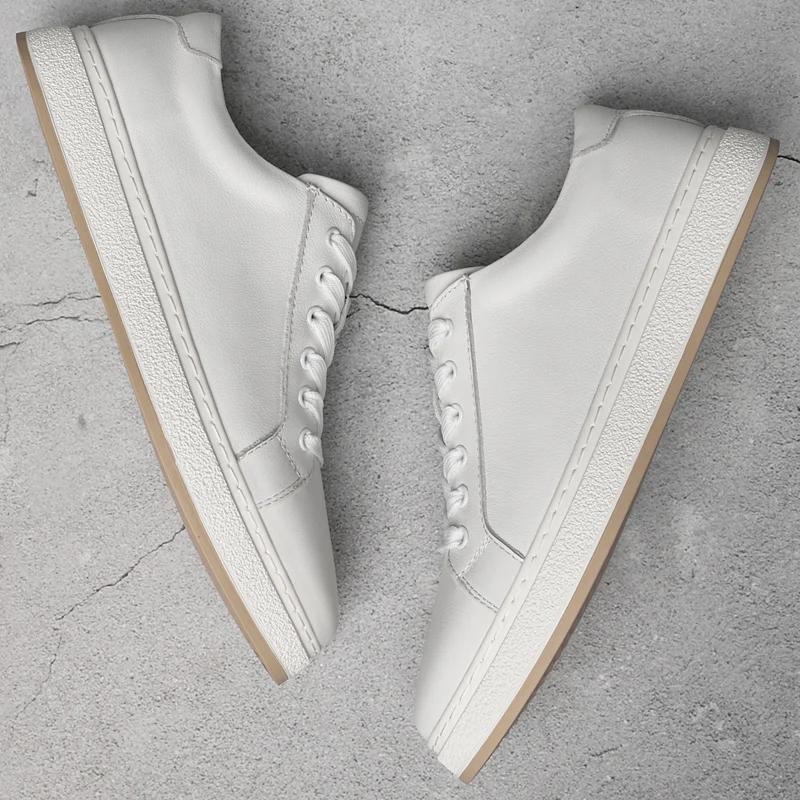 New Men's Shoes Brand Classic Casual Genuine Leather Soft Walking Men Sneaker Shoes White Black RunningTrendy Sneakers for Men