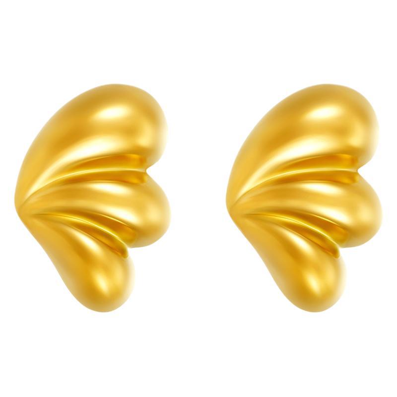 European and American minimalist gold three-petal water drop stud earrings new cold wind geometric stainless steel plated 18k gold jewelry