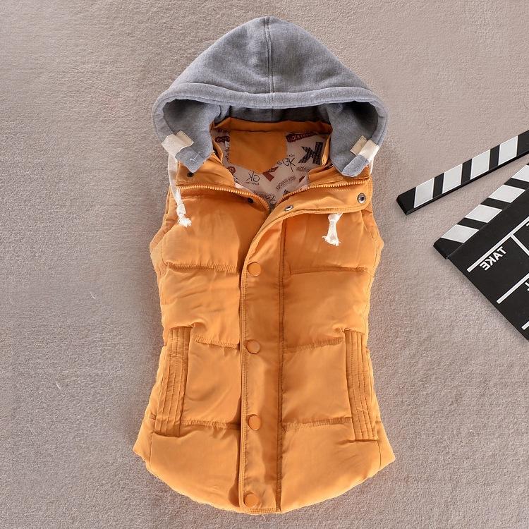 Women wearing cotton vests in autumn and winter, removable hat, slim-fitting sleeveless cotton-padded jacket, simple solid color women's warm vest