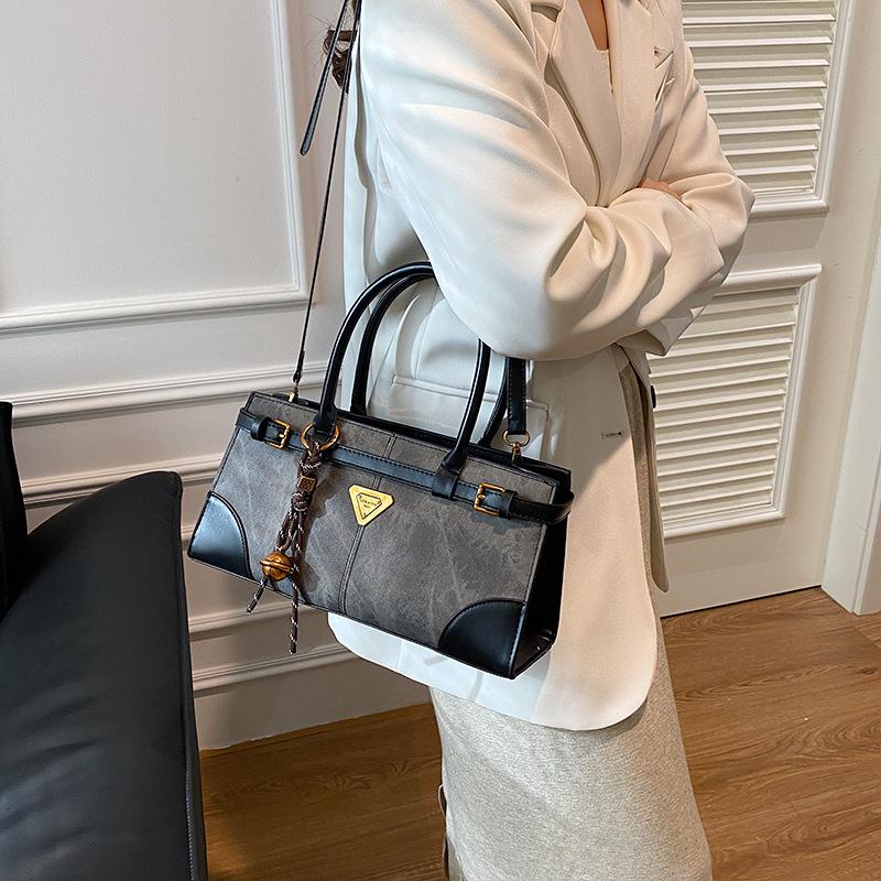 Внешний заказ высококачественная текстура портативная маленькая сумка женская 2025 новая трендовая темпераментная универсальная одноплечевая кроссбоди маленькая квадратная сумка