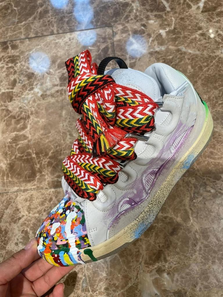 Модные кроссовки на толстой подошве для пап и мам 2025 Лето Осень На шнуровке Массивные кроссовки Повседневная обувь для скейтборда Смешанные цвета Спортивная обувь