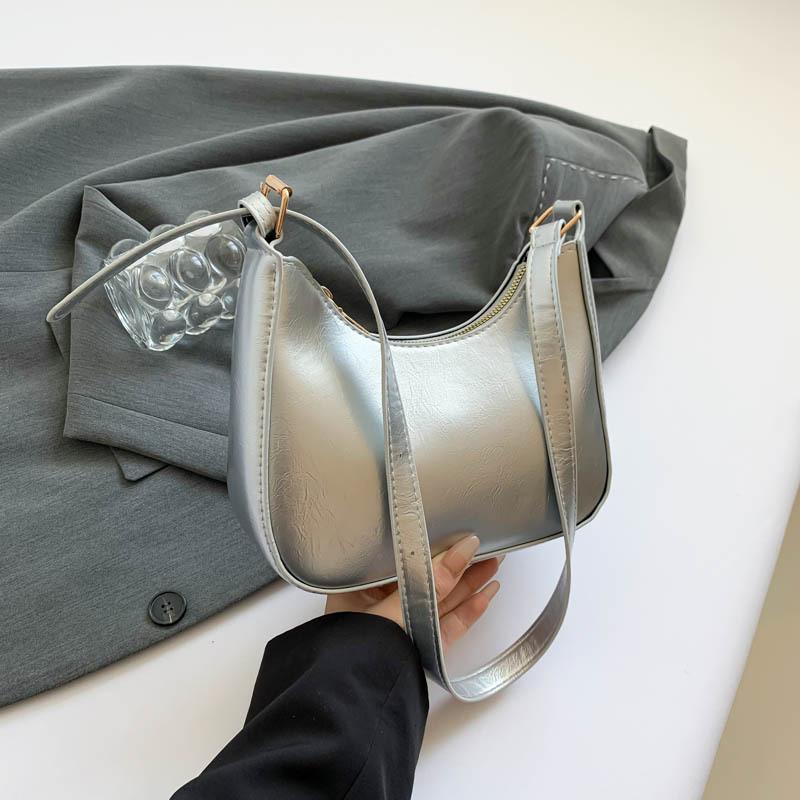 Stylish Retro Pu Handbag With Trendy Crescent Shape And Modern Aesthetic For Everyday Use