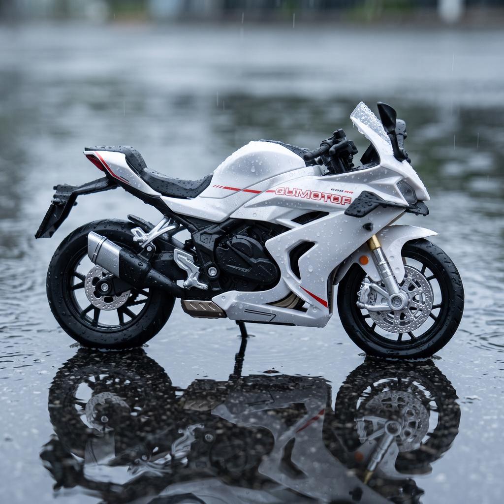 1:12 Alloy Metal Diecast Model Motorcycle Compatible With QJMOTOR Sai 600 Stand Creative Desktop Home Decoration Gift For Friend