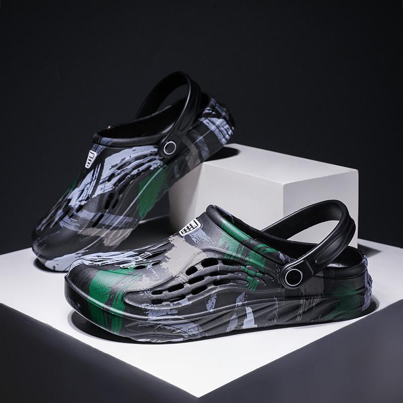 Fashion Big Size 38-49 Summer Men Sandals Light EVA Casual Shoes Hole Shoes Clogs Lovers Home Garden Outdoor Male Beach Flat Slippers