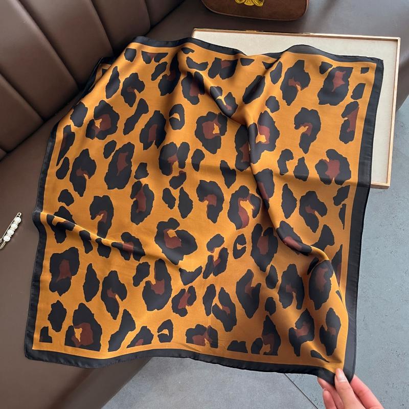 1 шт. 70 см Ретро Леопардовый Принт Шелковый Шарф Женский Имитация Шелка Модный Универсальный Головной Убор Аксессуары для Сумки Одежда Квадратный Шарф
