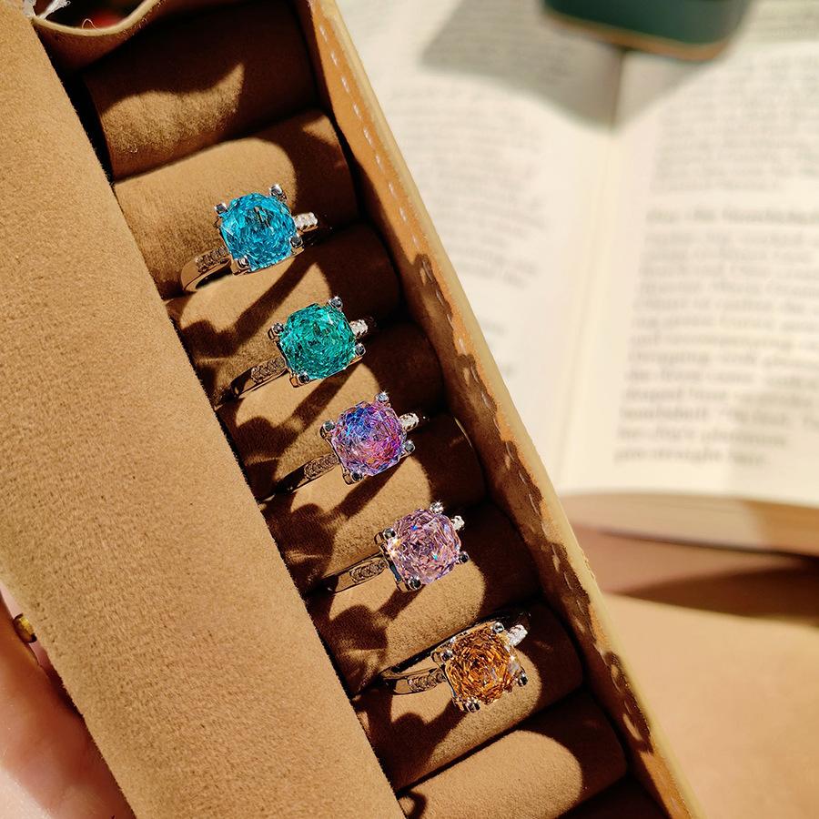 Классическое ожерелье-подвеска 'Голова быка' с розовым звездчатым анисом, огранка 'роза', параиба, красочные серьги-пусеты с бриллиантами, кольцо с розовым бриллиантом, браслет цвета морской волны