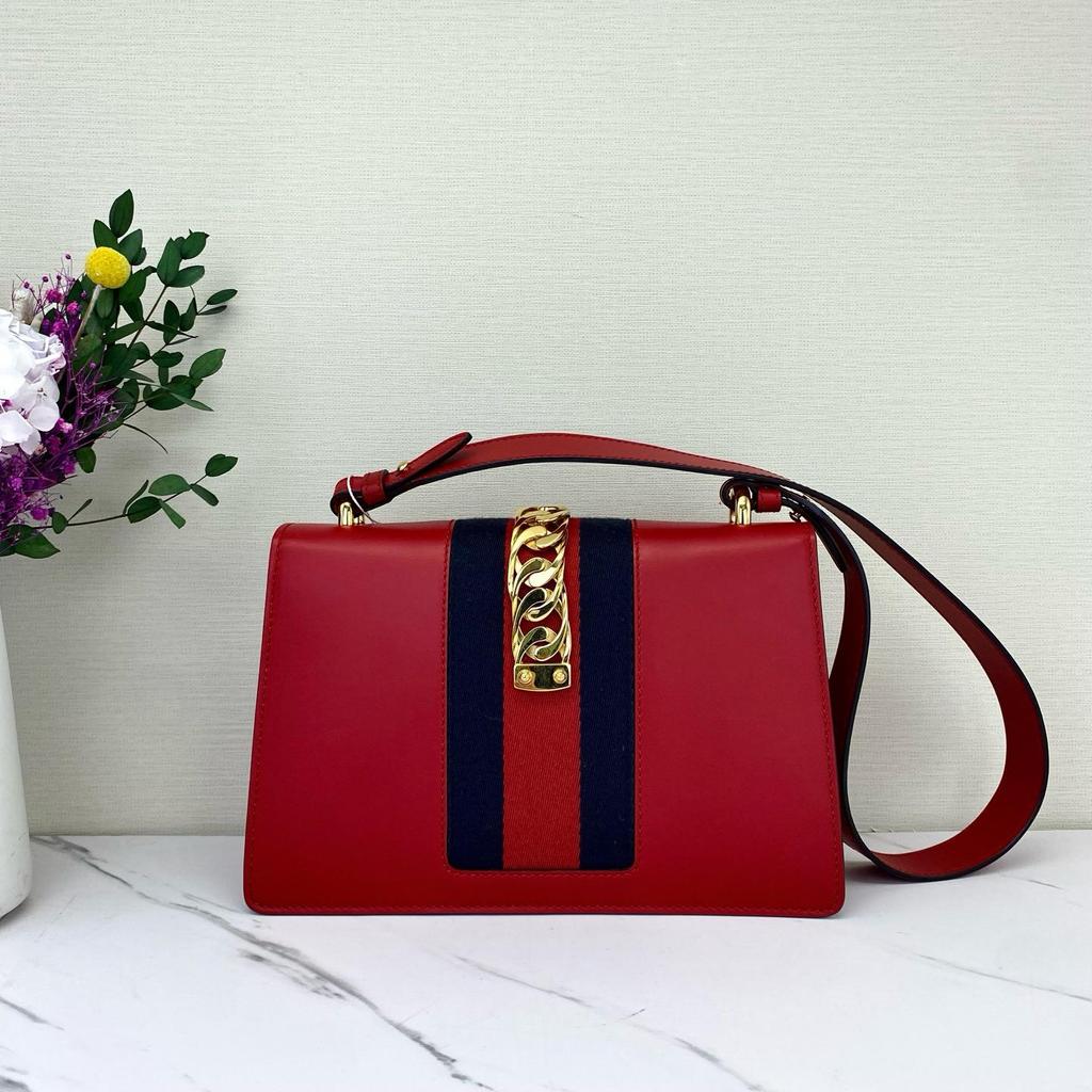 [Pre-Owned] Sylvie Gold Buckle Striped Web Ribbon Bow Wide Shoulder Strap Leather Shoulder Crossbody Handbag Small - Excellent #QNHZ01