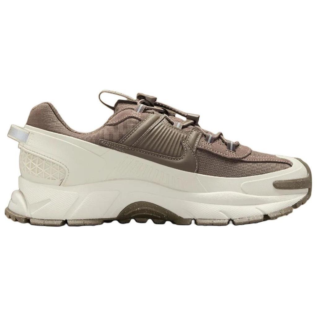 Nike Zoom Vomero Roam Light Bone Mink Brown Женские кроссовки Court-Purple Gum-Dark-Brown HQ2181-006