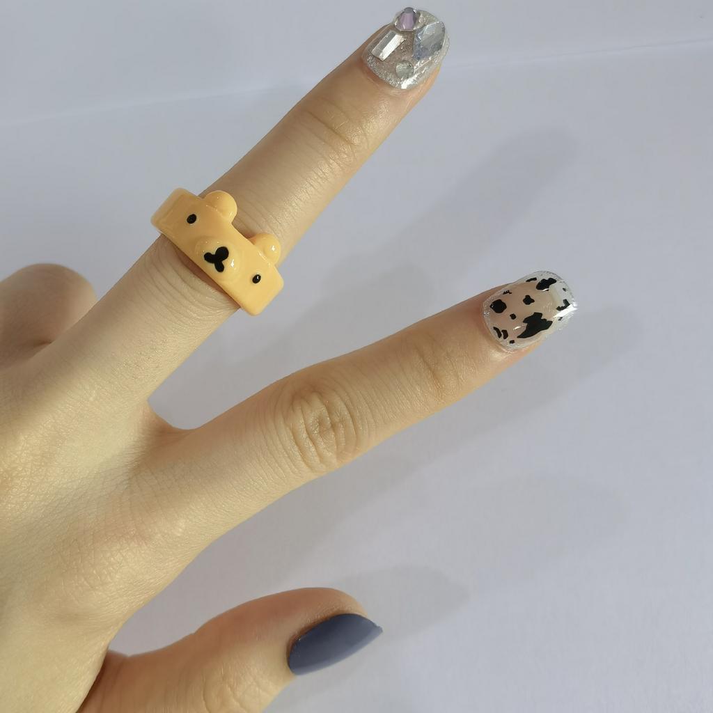 Милое и крутое трендовое кольцо из смолы с лягушкой, простое трехмерное цветное украшение, ювелирное изделие