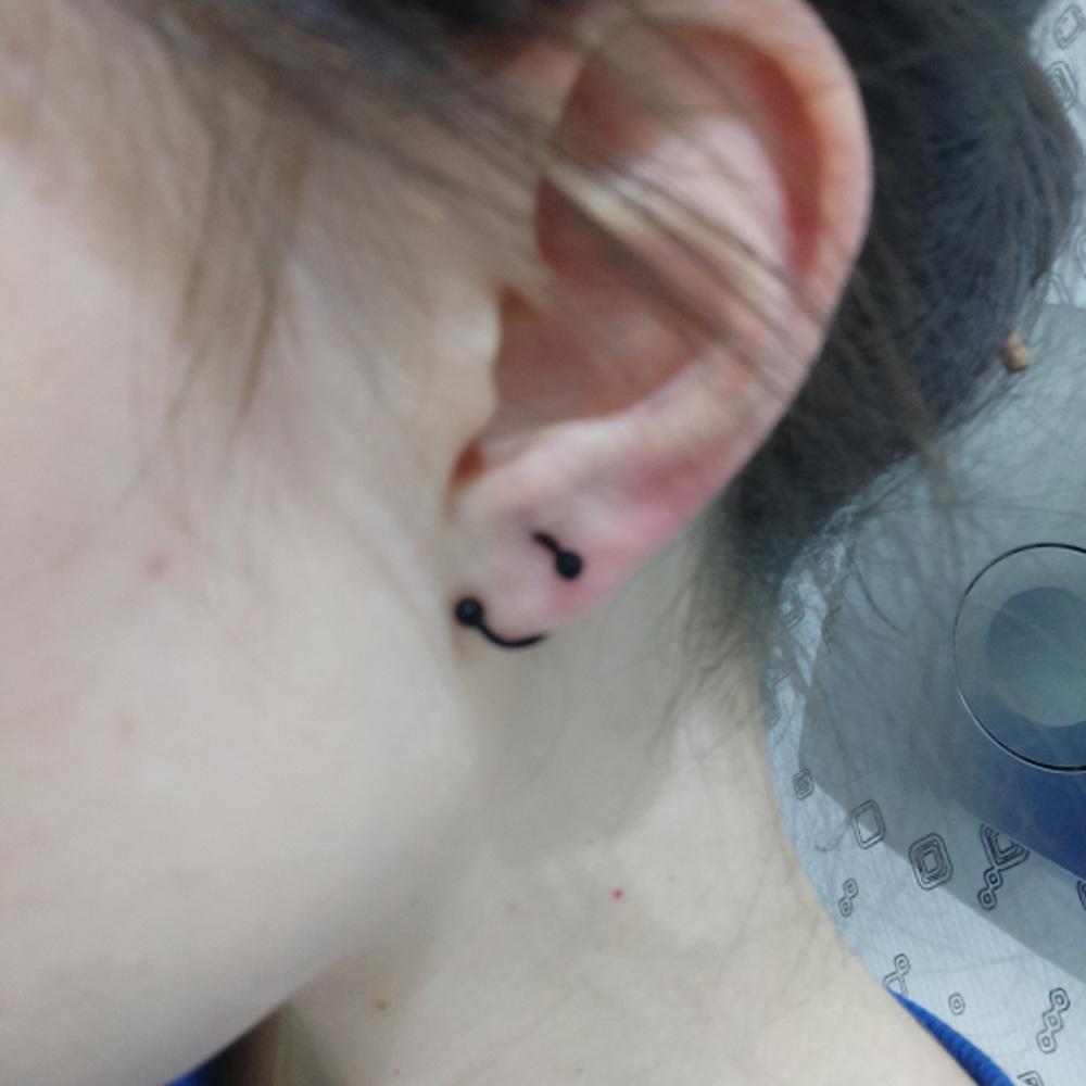 Stainless Steel Barbell Lips Ring Body Piercing Jewelry Helix Tragus Piercing Cartilage Earring