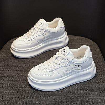 Кожаная поверхность толстая подошва внутренняя высота увеличение белые туфли женские 2025 новые универсальные спортивные повседневные модные классические студенческие кеды