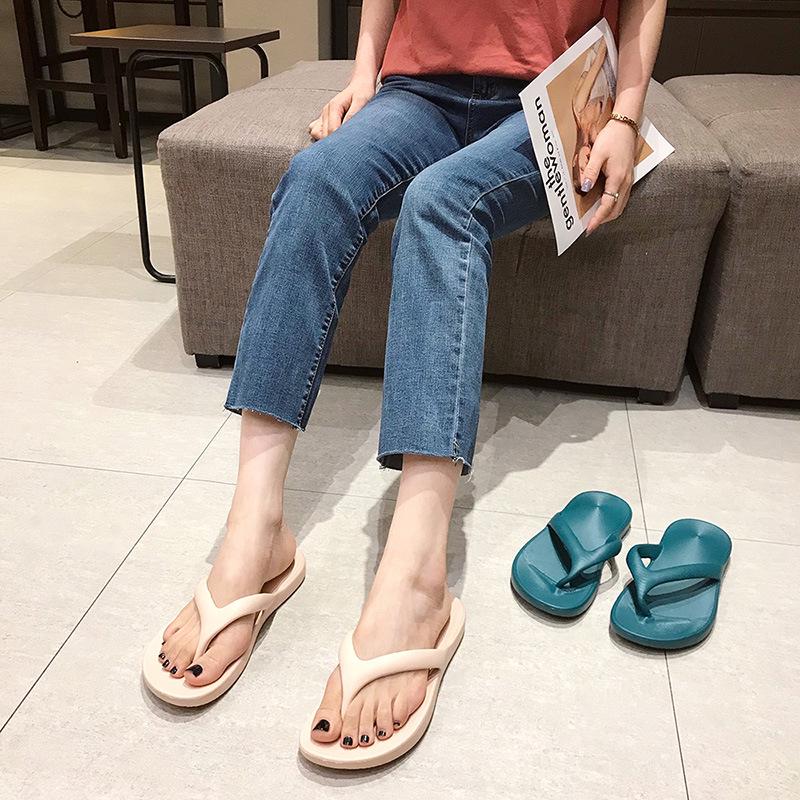 Женские нескользящие шлепанцы в корейском стиле: Летние пляжные сандалии