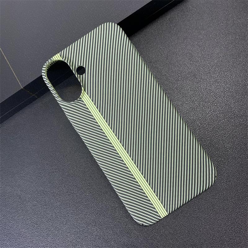 Двухцветный силиконовый чехол из углеродного волокна для iphone 16 Pro Max Plus, ультратонкий, противоударный бампер, роскошный