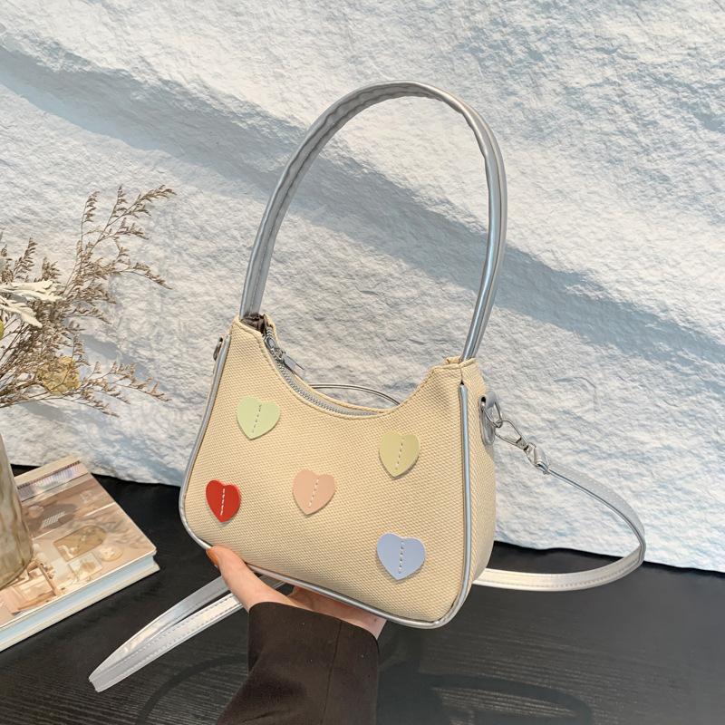 Модная маленькая свежая сумка подмышку 2025 осень новая высокая ценность персиковое сердце повседневная универсальная на плечо мессенджер