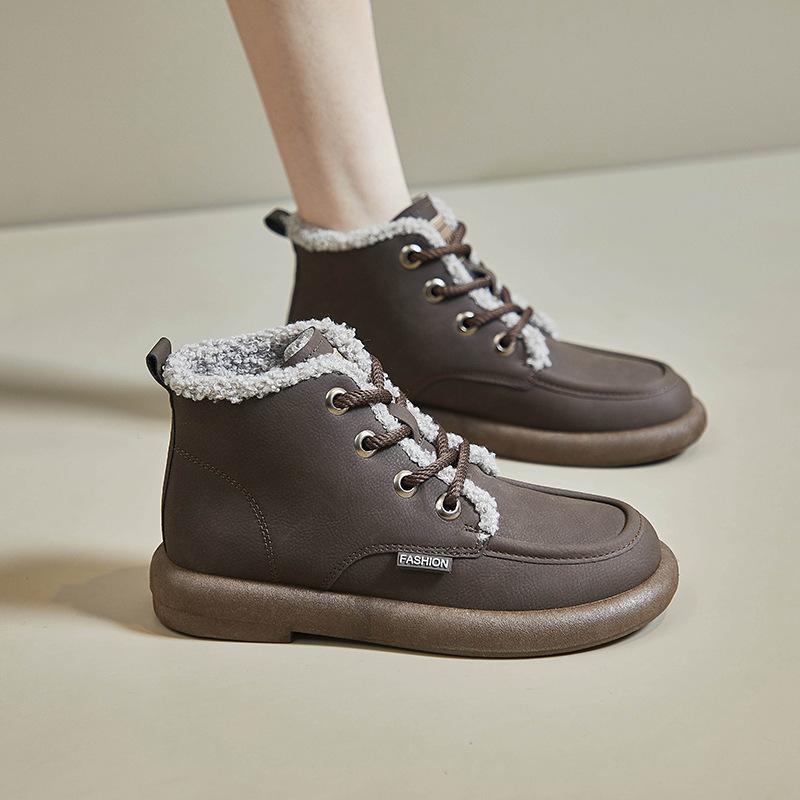 Хлопковая обувь женская зимняя 2024 года, новые бархатные теплые короткие ботинки, универсальные студенческие ботинки с плоской подошвой для отдыха на снегу для женщин