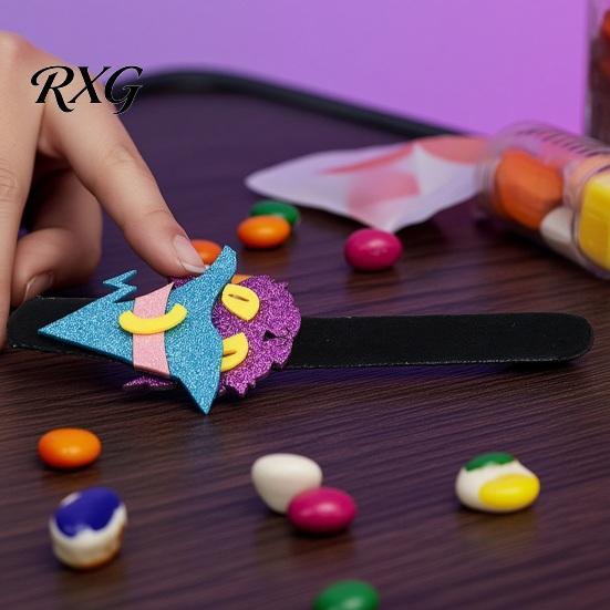 Хэллоуинские браслеты-щелчки с блестками из фетра, мультяшные тыквы, черепа, пауки, подарки для вечеринок, для детей и взрослых