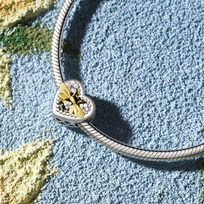 Новое в оригинальном шарме Пчелиные бусины Подходит для браслета Для женщин Медный кулон Бусины Украшения Праздник Весны Подарок Матери