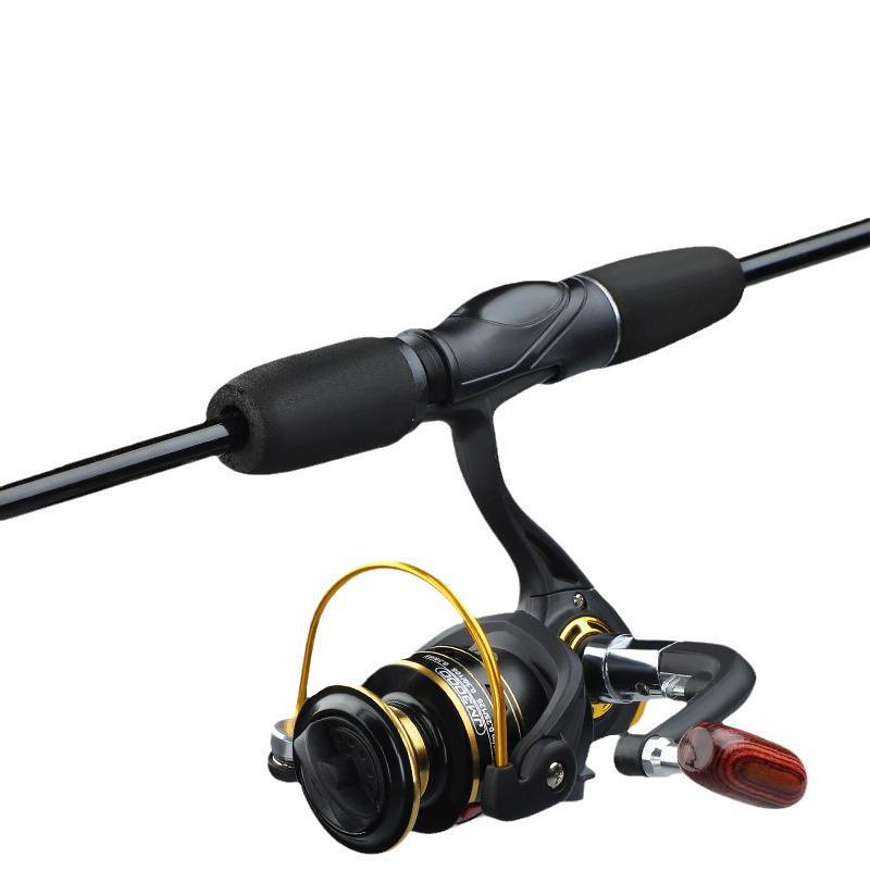 Удилище для ловли на приманку с полой вставной рукояткой, предназначенное для дальних забросов и морской рыбалки.