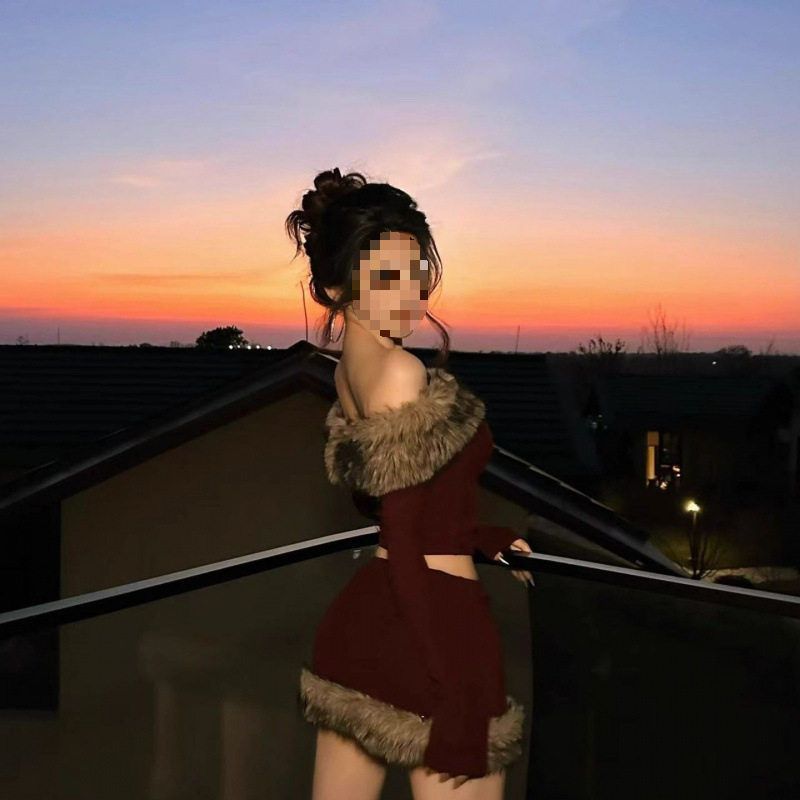 Hot Girl Style Knitted Suit 2025 Autumn and Winter New Style Terry Patchwork One-Shoulder Top High-Waisted Skirt Two-Piece Suit