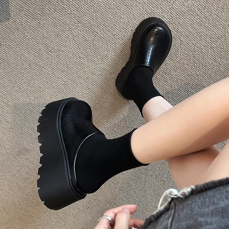 Кожаные тапочки-маффины на толстой подошве для верхней женской одежды весной 2025 года, новые универсальные полутапочки для мужчин небольшого размера с увеличенным носком