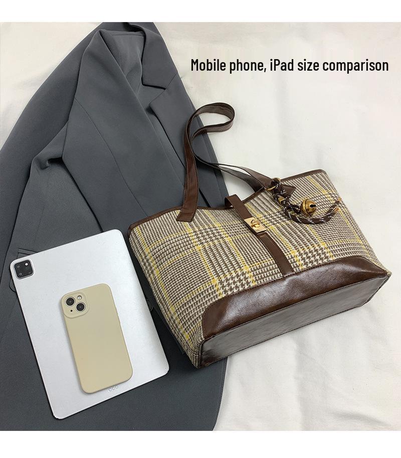 Шерстяная модная сумка-тоут: Вместительная наплечная сумка для осени/зимы 2024