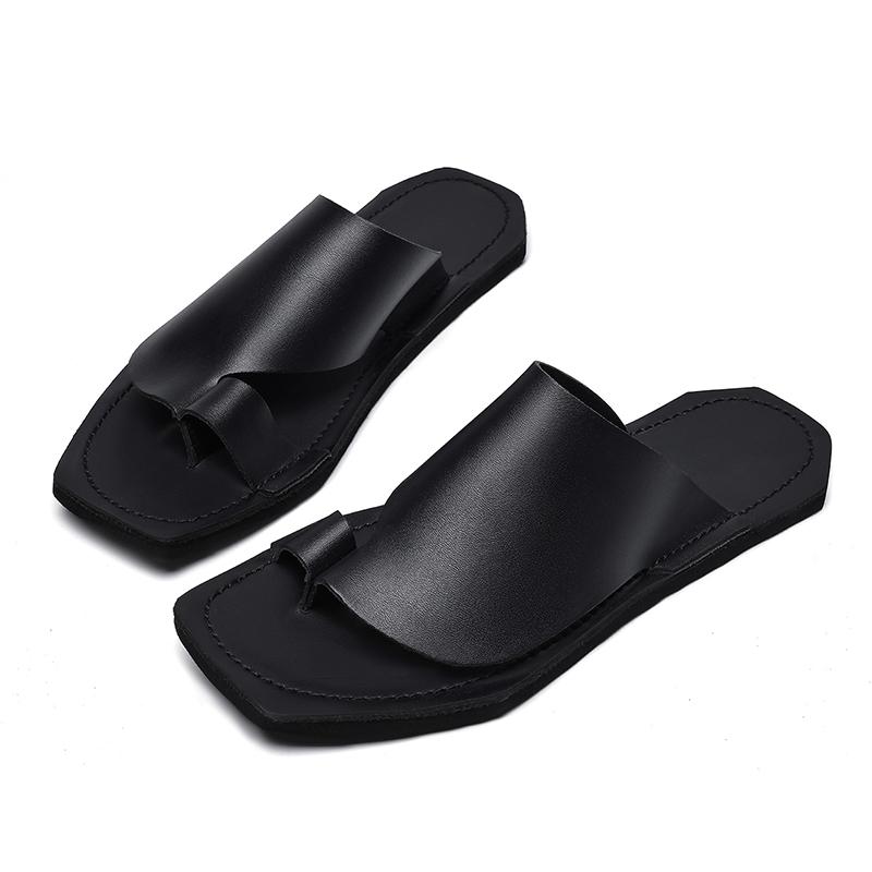 Fashion Outdoor Summer Slippers New Stylish Flip-Flops for Men Beach Sandals Comfortable Half Drag Non-Slip Man Flip-flops Simple Slides