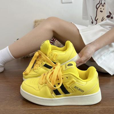 Гонконгский стиль нишевые желтые туфли на платформе прилив 2025 осень новинка универсальные повседневные кеды спортивная обувь кампус стиль