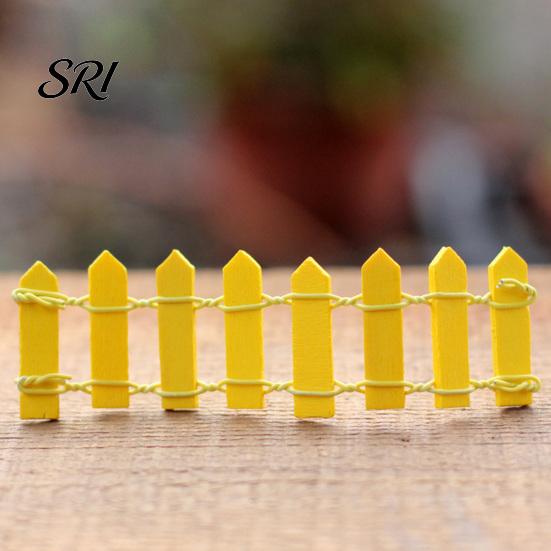 Miniature Garden Fence 2 Pcs Mini Wood Micro Landscape Ornaments 4x1.2 Inch Fairy Small Picket Figurine for Dollhouse Home Plant Pot DIY Crafts Door