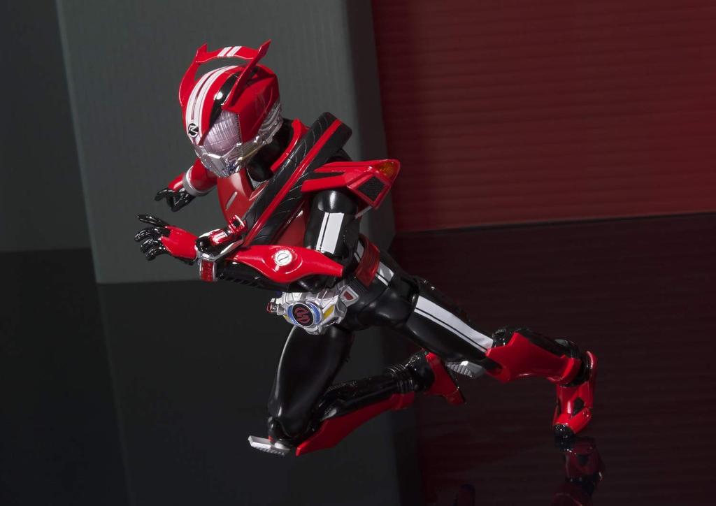 TAMASHII NATIONS Kamen Rider Тип привода Скорость Kamen Rider Kicks 145 мм окрашенная подвижная фигурка SHFiguarts -20 Ver.- Приблизительно. ПВХ и АБС