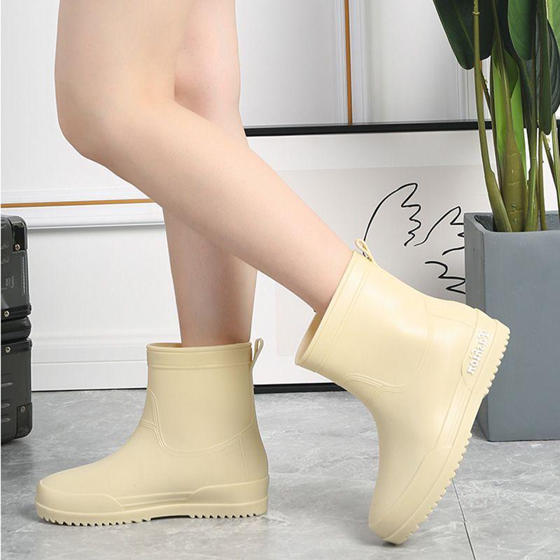 Резиновые сапоги женские ботильоны водонепроницаемые резиновые туфли для дождливого дня 2024 новые женские короткие сапоги без застежек однотонные теплые модные
