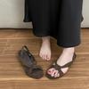 Лето 2025 нишевый дизайн простые босоножки с открытым носком и перекрестными ремешками, римские сандалии на танкетке с низким каблуком, женские универсальные сандалии