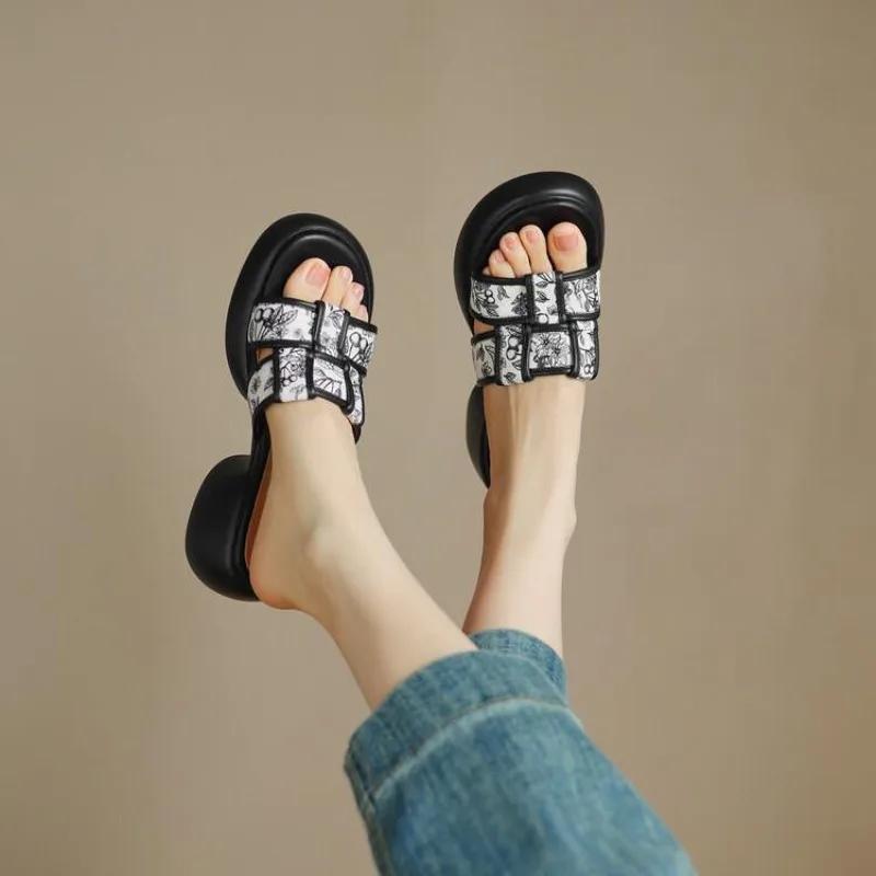 Sandals Height Rubber Shoes for Women Slip-resistant Woman Slippers Non New Fashion Vip Style 2024 Trend Casual Original Slides