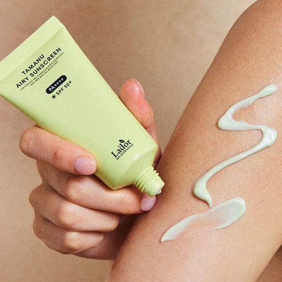 Lador Солнцезащитный крем Tamanu Airy SPF50+ PA++++ 50мл