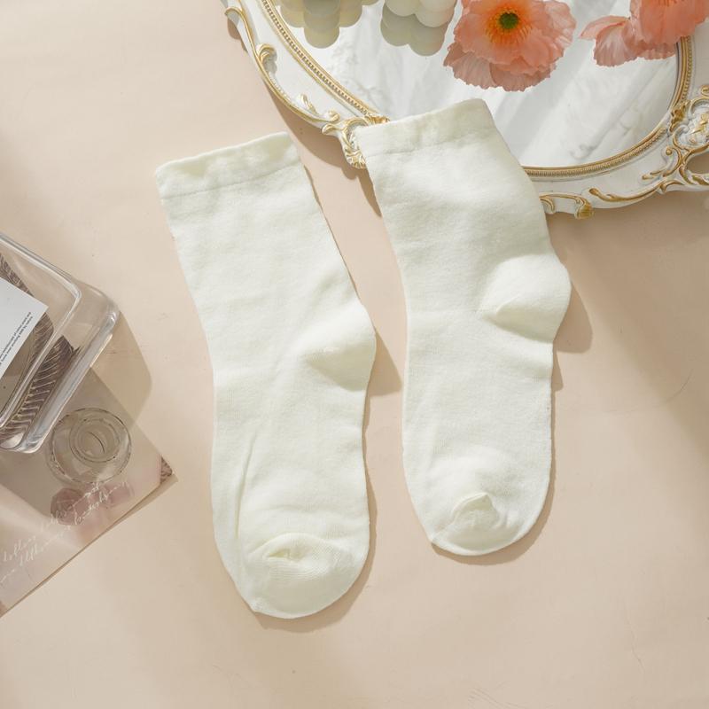 Autumn Winter Soft Comfort Breathable Dress Socks for Women Womens Cotton Crew Socks  Above Ankle Crew Socks for Casual