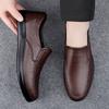 Осенние двухслойные туфли из коровьей кожи в стиле business casual для мужчин, нескользящие и дышащие, средней и пожилой возрастной группы, с мягкой подошвой, кожаные туфли для папы, мужские туфли на одной педали